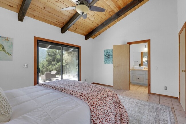 Building Photo - Peaceful Cachagua Retreat | 3BR Home with Vaulted Ceilings, Oaks & Star-Filled Skies