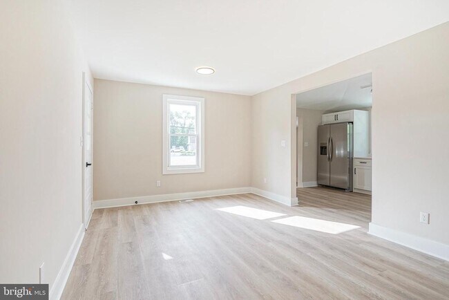 Building Photo - 602 Hurffville - Cross Keys Rd