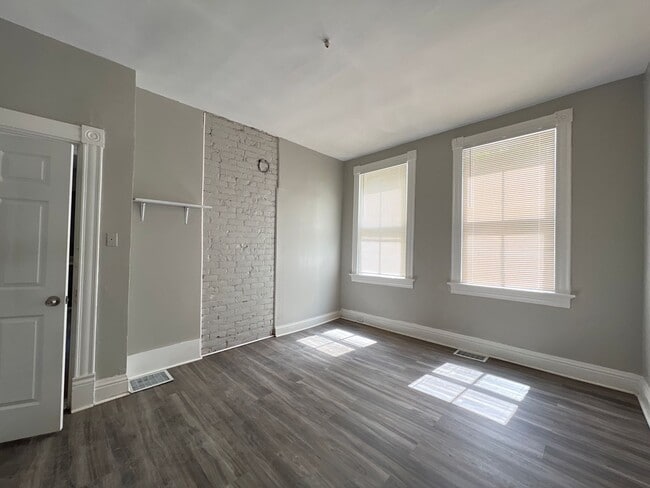 Building Photo - Baltimore Estate