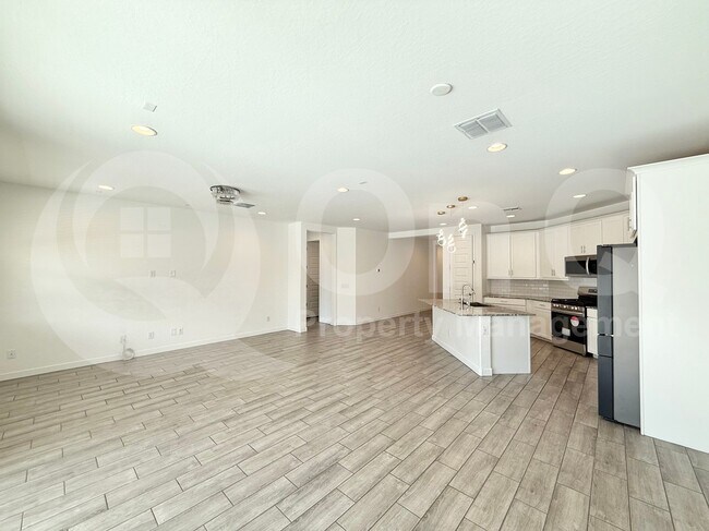 Building Photo - 4011 W McNeil St