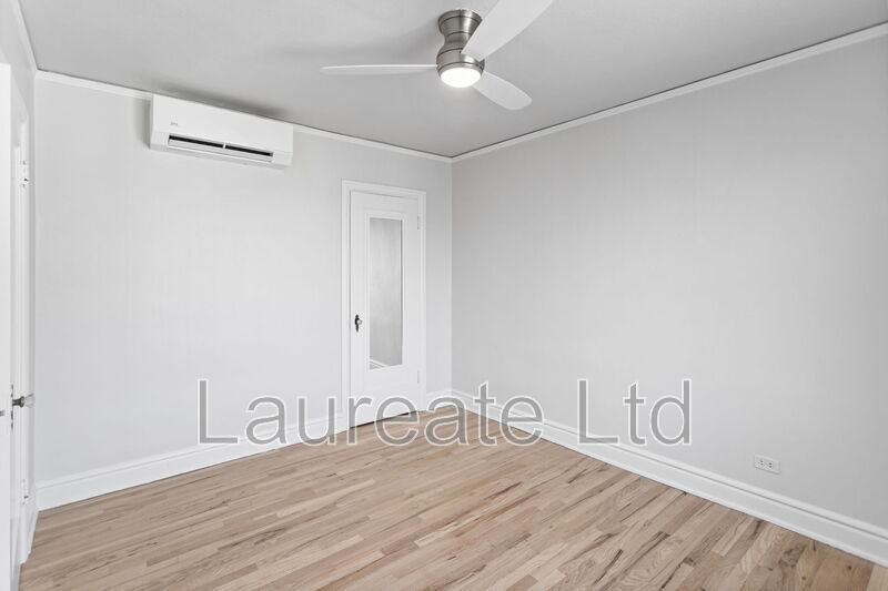 Building Photo - 1050 N Pearl St