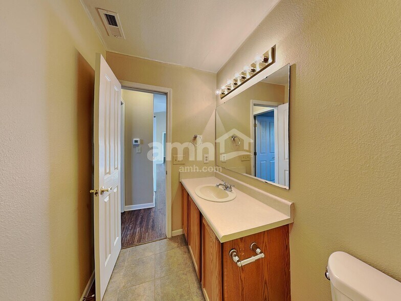 Building Photo - 6501 Rushing River