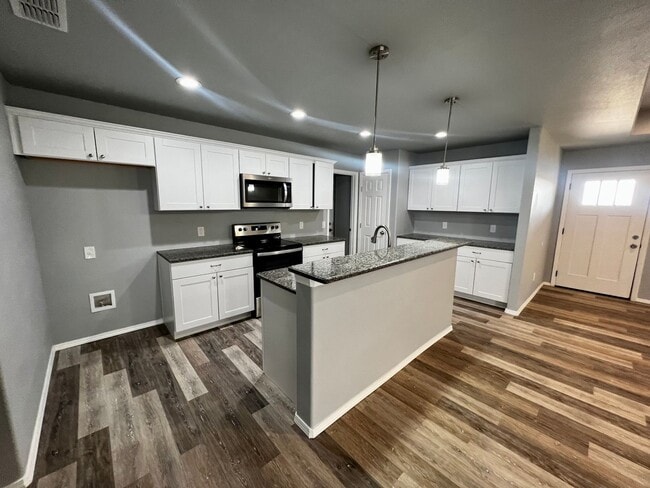 Building Photo - 3 Bedroom in Frenship ISD - Coming Soon