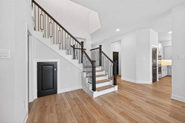 Building Photo - 14327 Vis Vw Dr