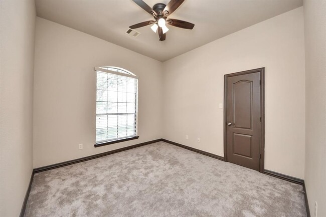 Building Photo - 10934 Visconti Ct