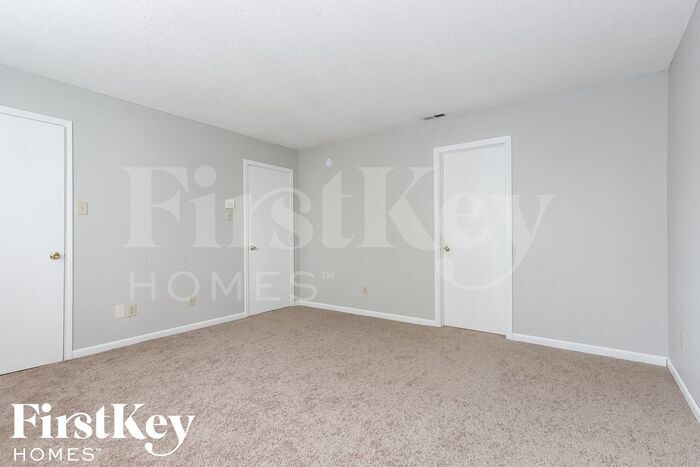 Building Photo - 2297 Westmere Dr