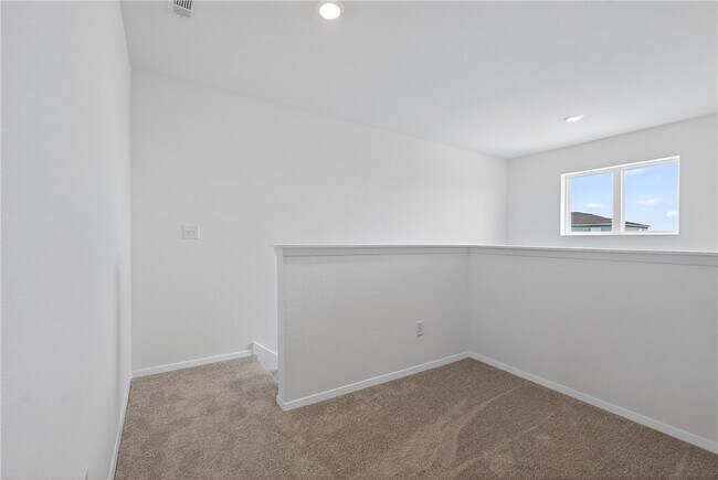 Building Photo - 6800 SW Dignity Ave