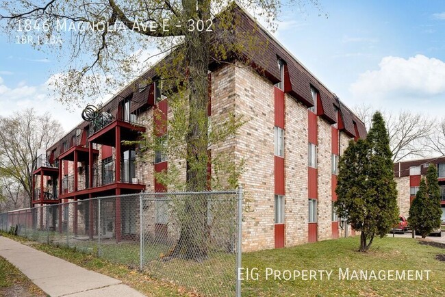 Building Photo - 1846 Magnolia Ave E