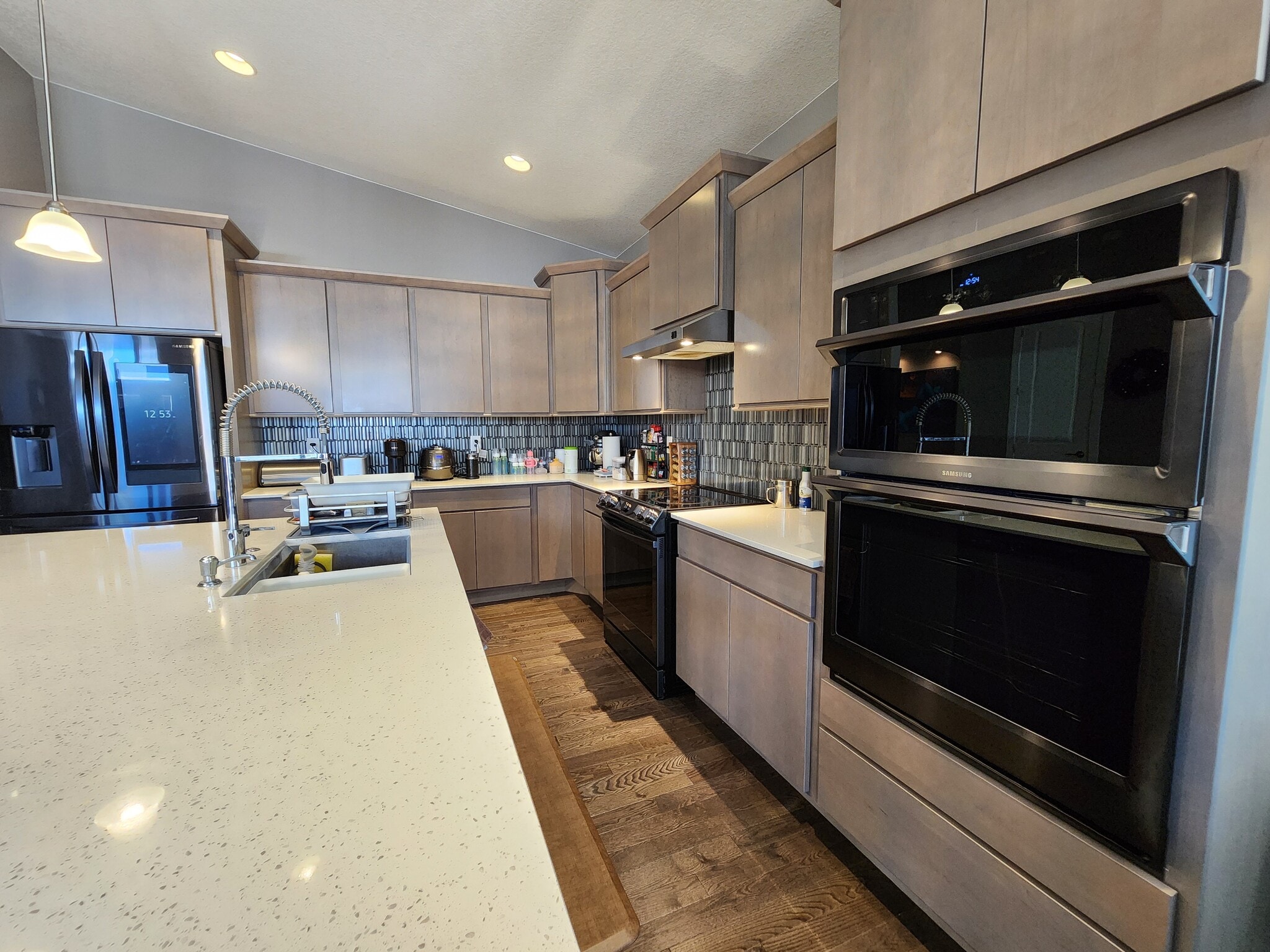 Building Photo - 10043 Hannaway Dr