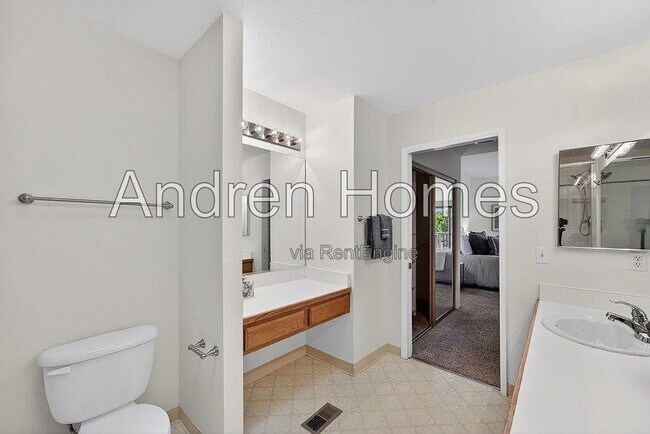 Building Photo - 79 S Branciforte Ave