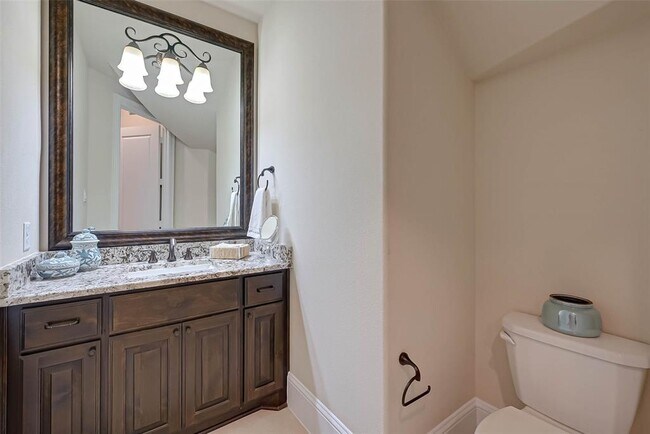 Building Photo - 17519 Galloway Forest Dr
