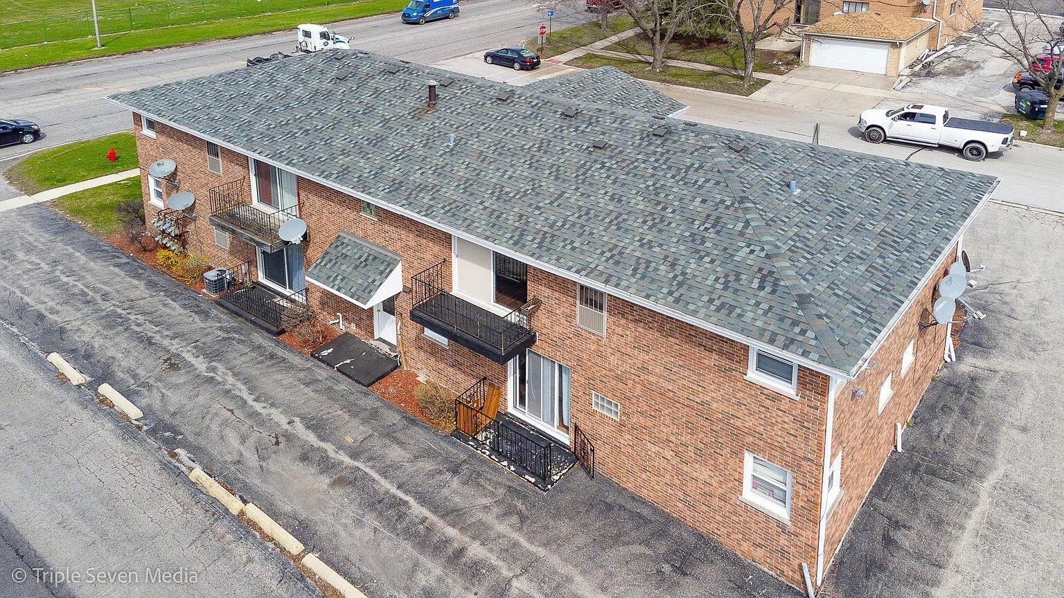 Building Photo - 7900 S 83rd Ct