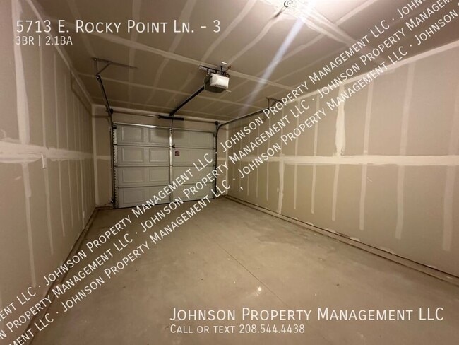 Building Photo - 5713 E Rock Ct