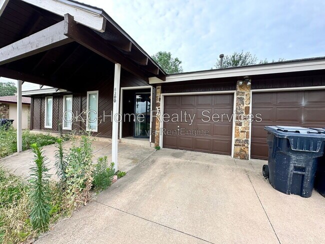Building Photo - 8300 NW 86th St