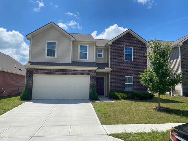 Building Photo - 5296 Maywood Dr
