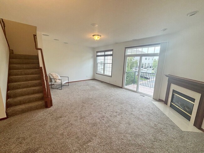 Building Photo - 15573 June Grass Ln