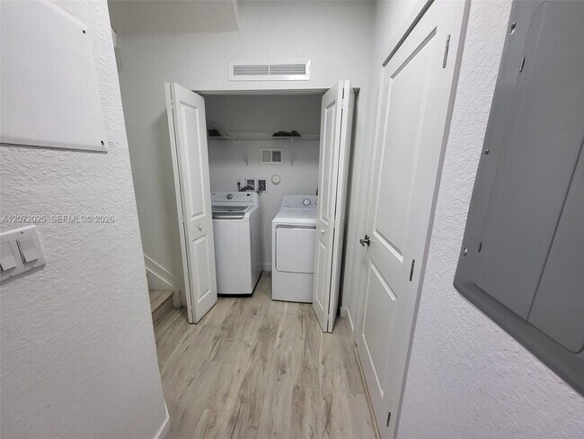 Building Photo - 15560 SW 136th St