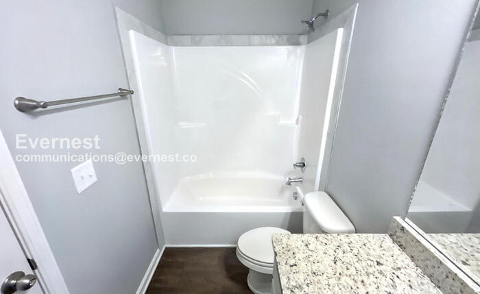 Building Photo - 1207 Trestle Dr