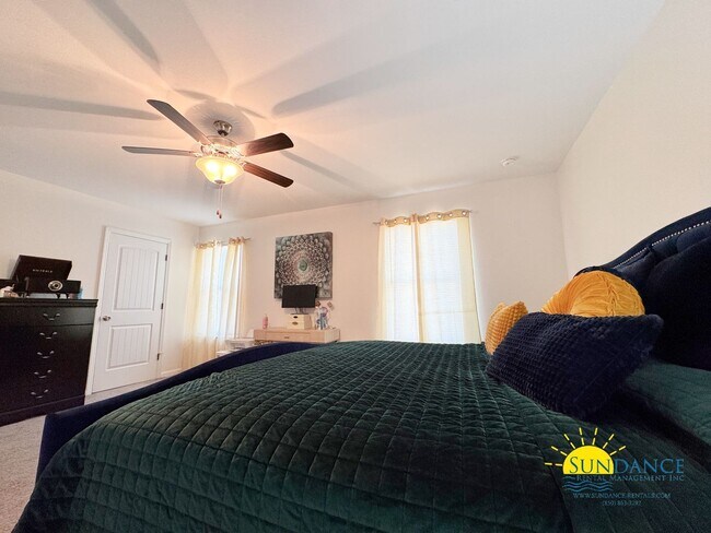 Building Photo - Stunning 4 Bedroom Home in Shiloh Place!