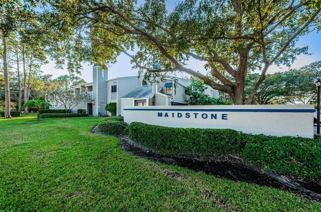 Building Photo - 10626 Longwood Dr