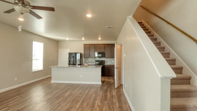 Building Photo - 1618 Lummus Dr