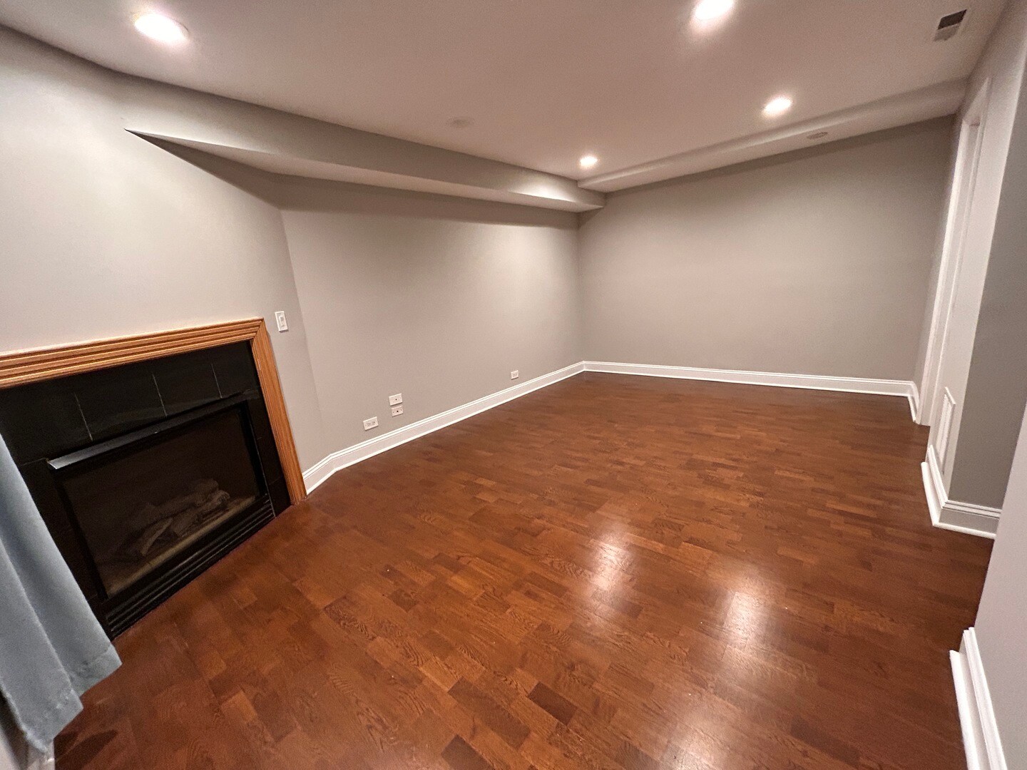 Building Photo - 2506 N Greenview Ave