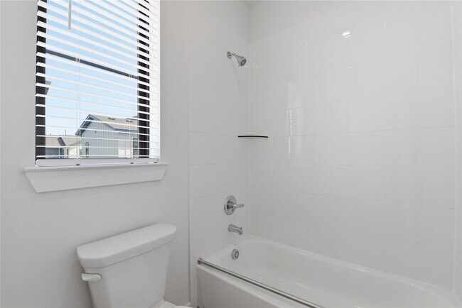 Building Photo - 3220 Loam Ln