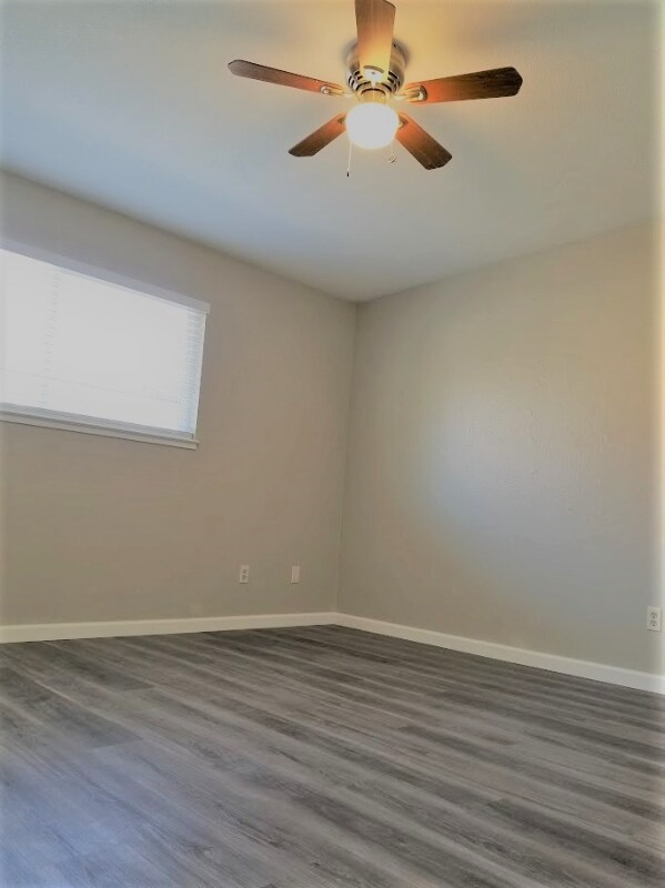 Building Photo - 2116 10th St