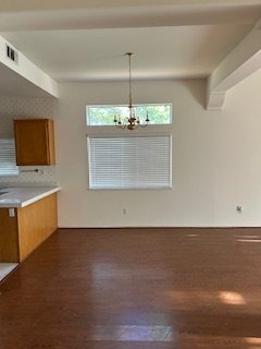 Building Photo - 39431 Bluffside Way