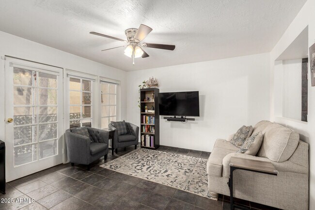 Building Photo - 18811 N 19th Ave