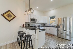 Building Photo - 567 Hummingbird Hill