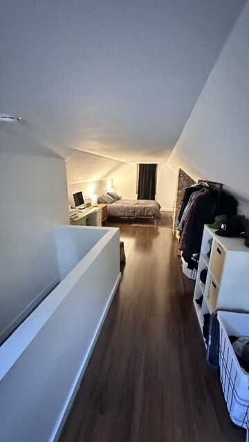 upstairs bedroom - 1709 Northfield Pl
