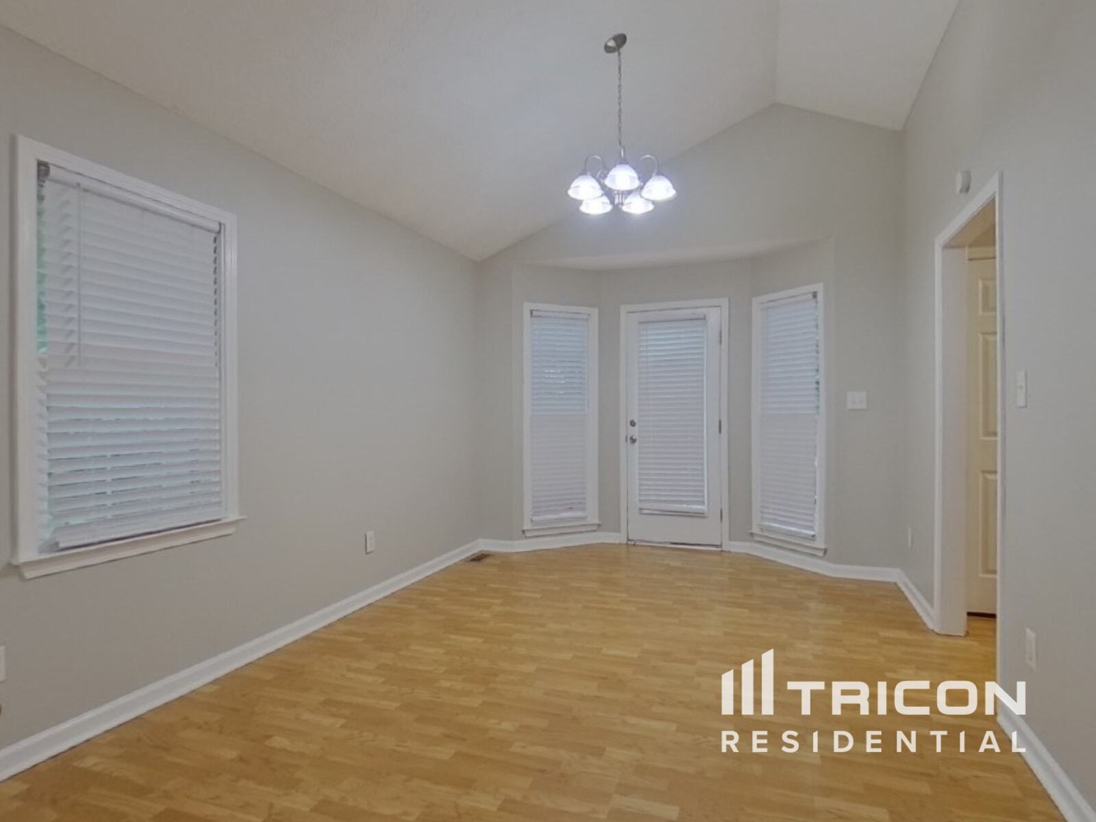 Building Photo - 3272 Greenhill Ct