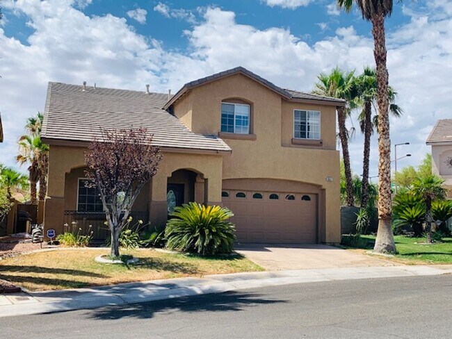 Building Photo - 4 Bedroom Home in Summerlin with Pool