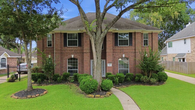 Building Photo - 4418 Ruttand Park Ln