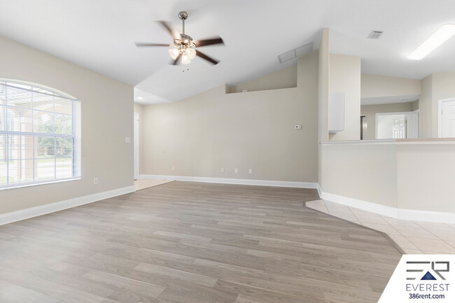 Building Photo - 30 Red Mill Dr
