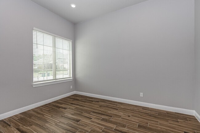 Building Photo - 5626 Chipstone Trail Ln