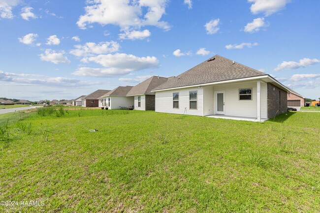 Building Photo - 107 Segovia Wy