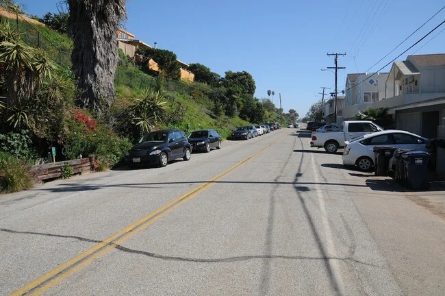 Malibu Road - 25414 Malibu Rd