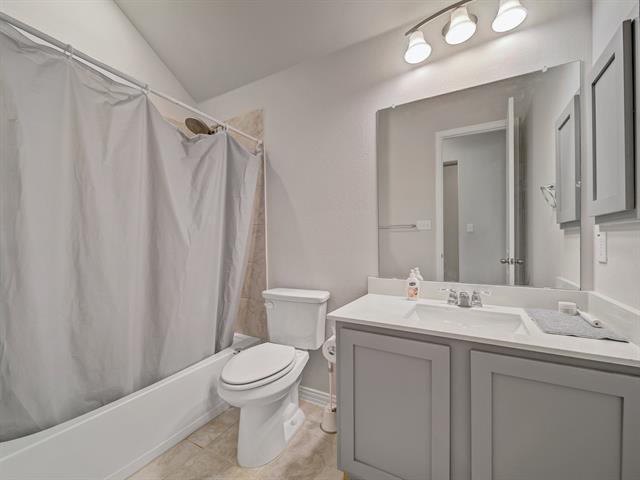 Building Photo - 2517 Solomons Pl