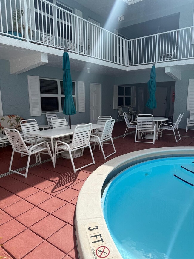 Building Photo - 4658 Bougainvilla Dr