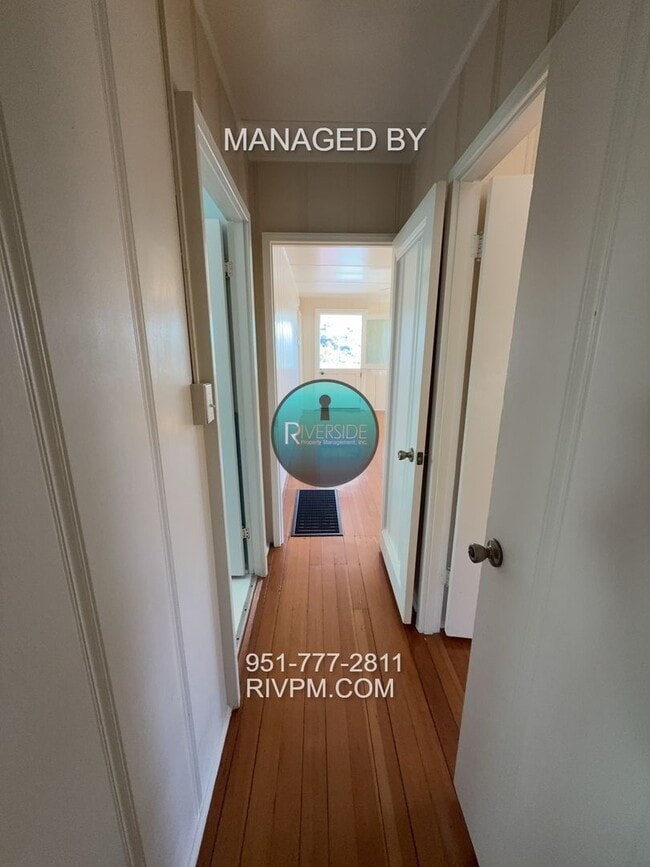 Building Photo - Incredible Gem! Ocean side of PCH with expansive views won't last long!