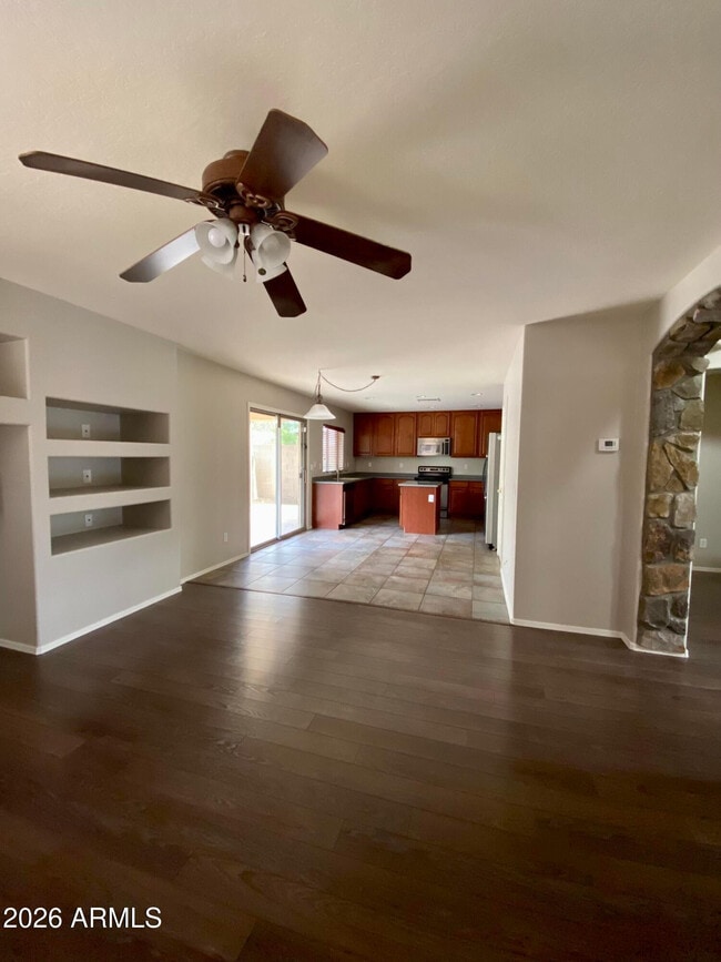 Building Photo - 4750 E Preserve Way