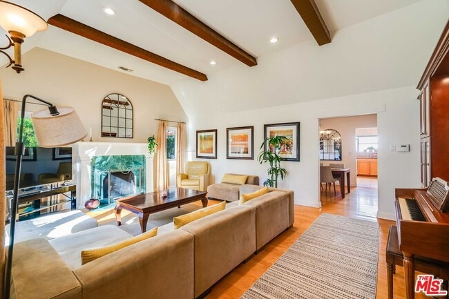 Building Photo - 200 S Wetherly Dr