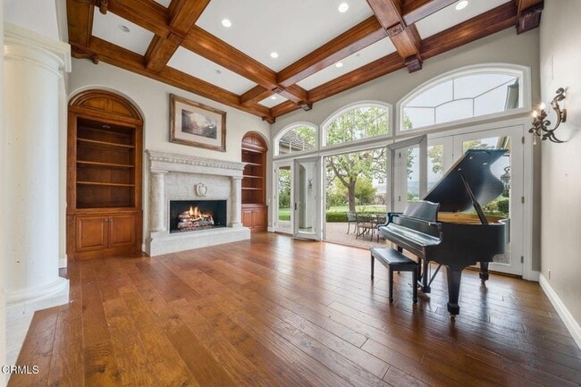 Building Photo - 3243 Calle De Debesa