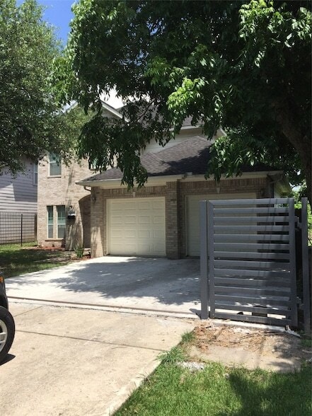 Building Photo - 6507 Sidney St