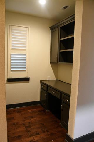 Building Photo - 2815 Merrimac St