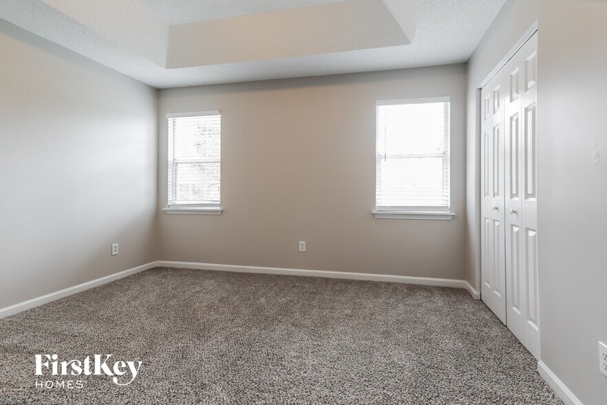 Building Photo - 3217 Ivy Lake Ct