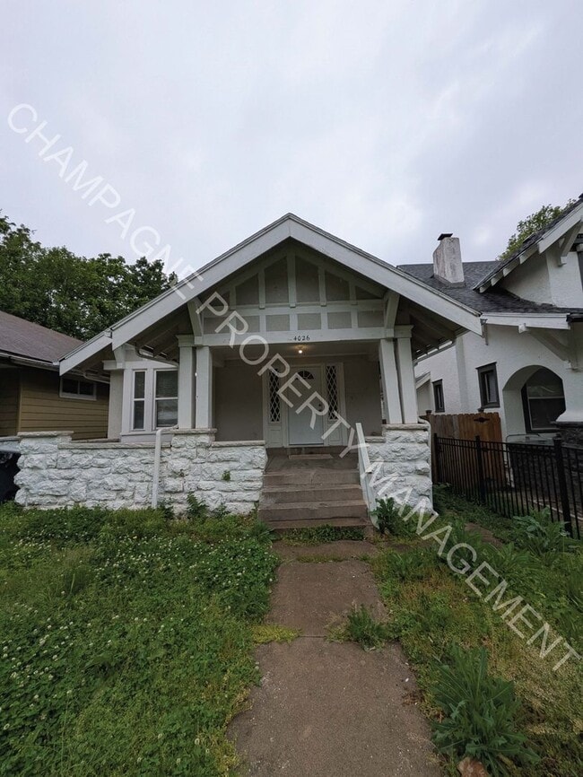 Building Photo - 3 Bedroom Home, centrally located in the heart of Kansas City