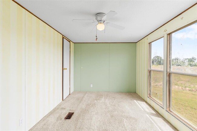Building Photo - 675 FM 1696